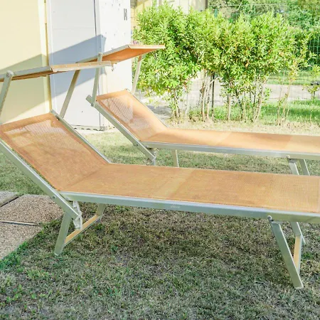 - Numana 8 Beds *